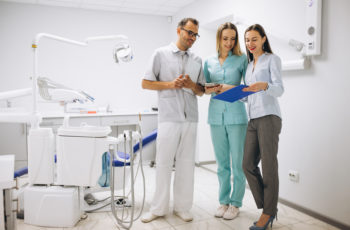 rôle de l’assistante dentaire